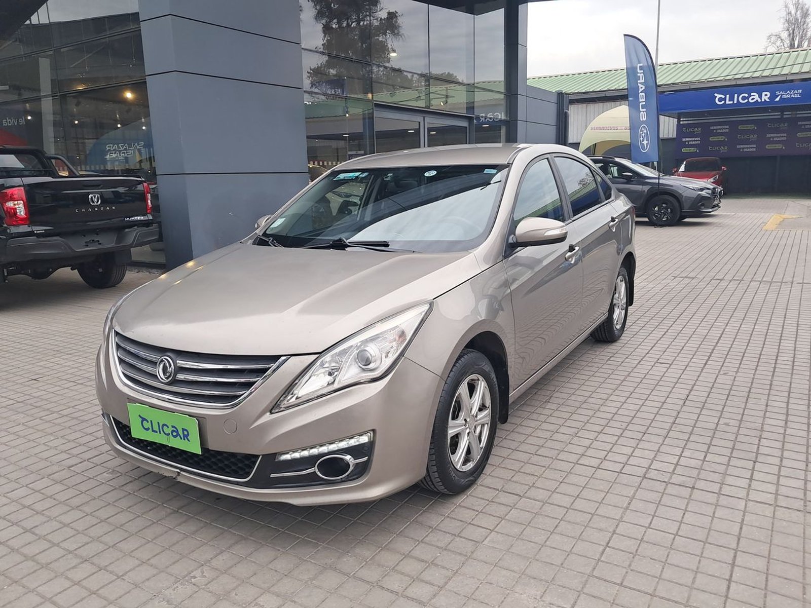 Dongfeng S50 1.5 4x2 5mt 4p 2021 - Foto 3 de 8