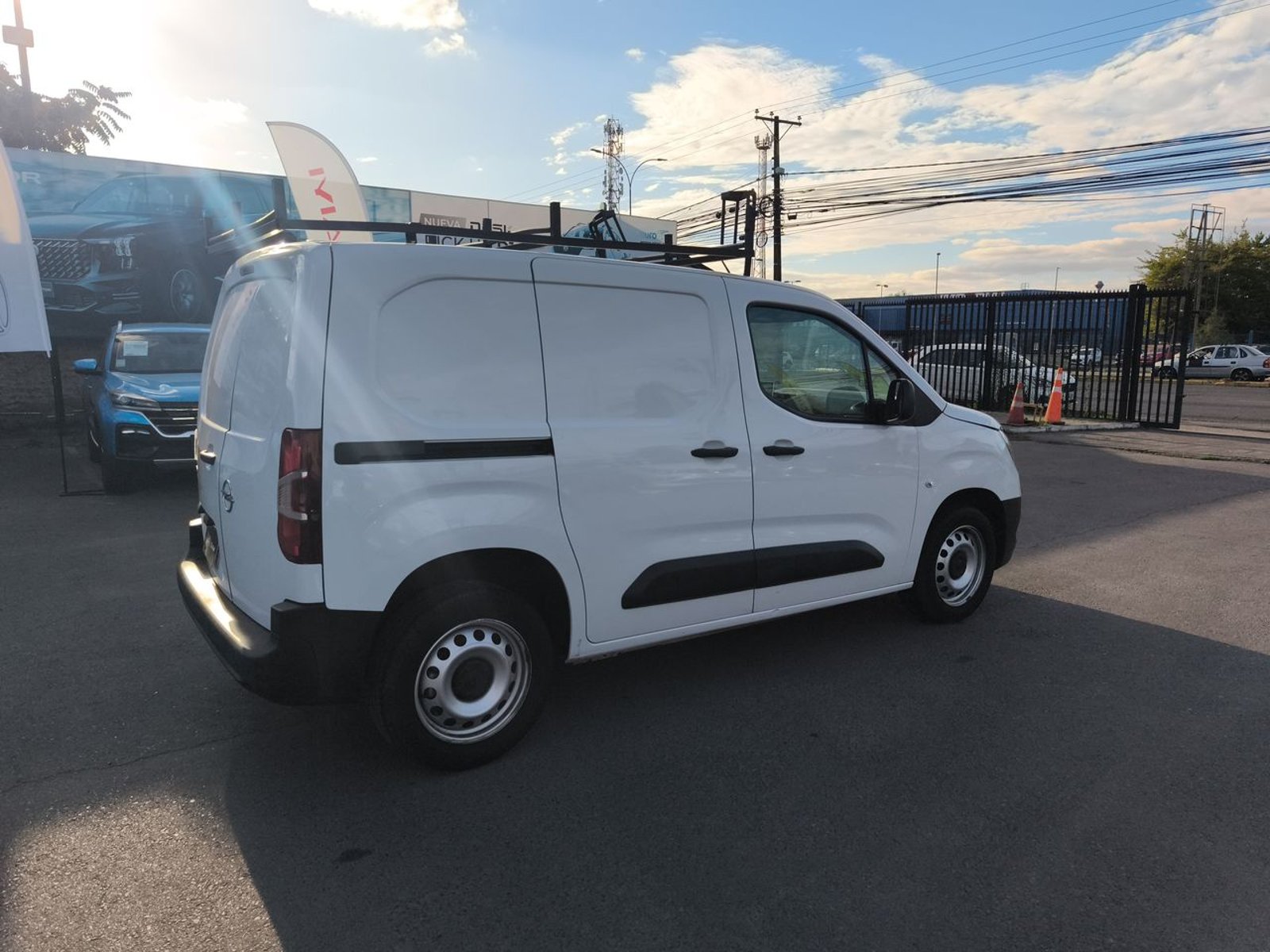 Opel Combo 1.5t Mca Diesel 4x2 Mt 5p 2025 - Imagen 7 de 8