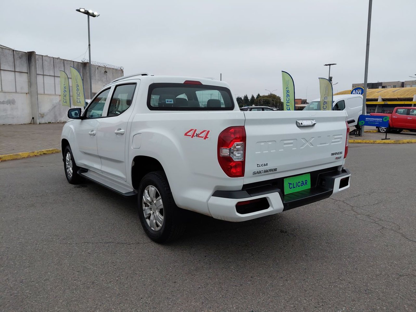 Maxus T60 2.0 Gl Diesel 4x4 Dob. Cab. Euro6 Mt 4p 2024 - Foto 5 de 8