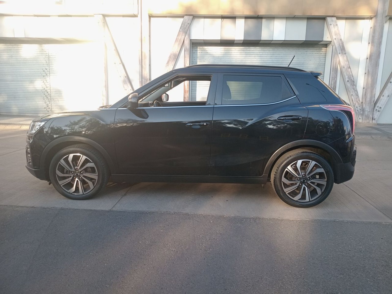 SsangYong Tivoli 1.5t Gdi Edicion Limitada At 5p 2024 - Foto 4 de 8