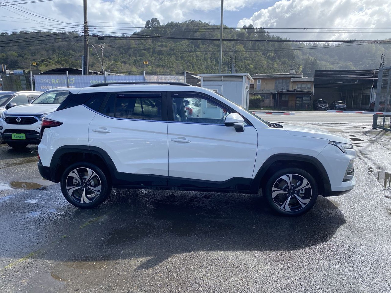 JAC Js4 1.5 Luxury 4x2 Mt 5p 2025 - Imagen 8 de 8