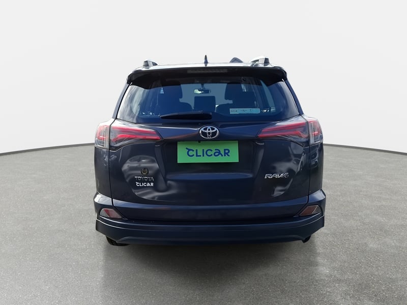 Toyota Rav 4 2.0 Adventure 4x2 Lujo Mt 5p 2019 - Imagen 6 de 8