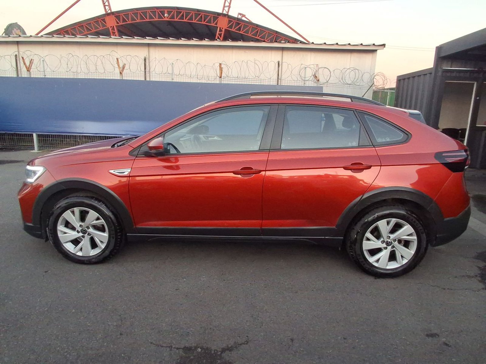 Volkswagen Nivus 1.0 Tsi Comfortline 4x2 At 5p 2024 - Foto 4 de 8
