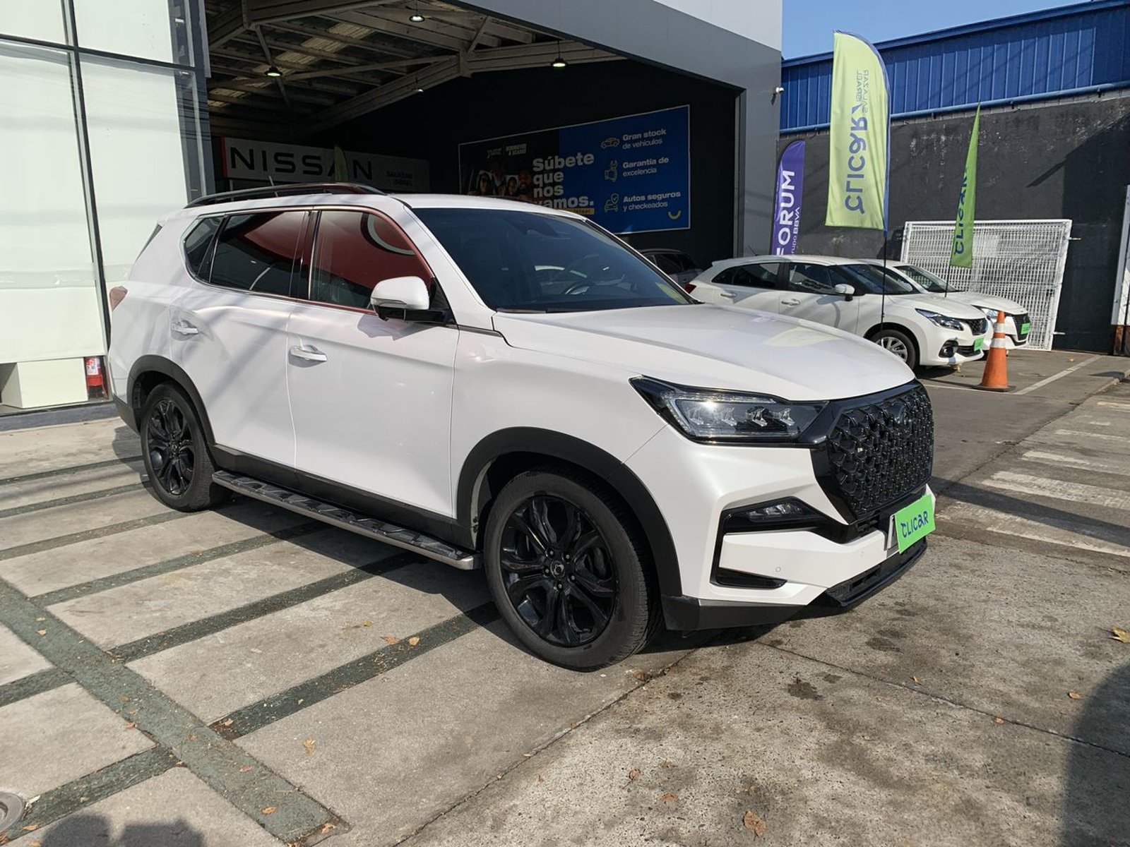 SsangYong Rexton 2.2t Limited Plus Diesel 4x4 9ab 8at 5p 2024 - Foto 3 de 8
