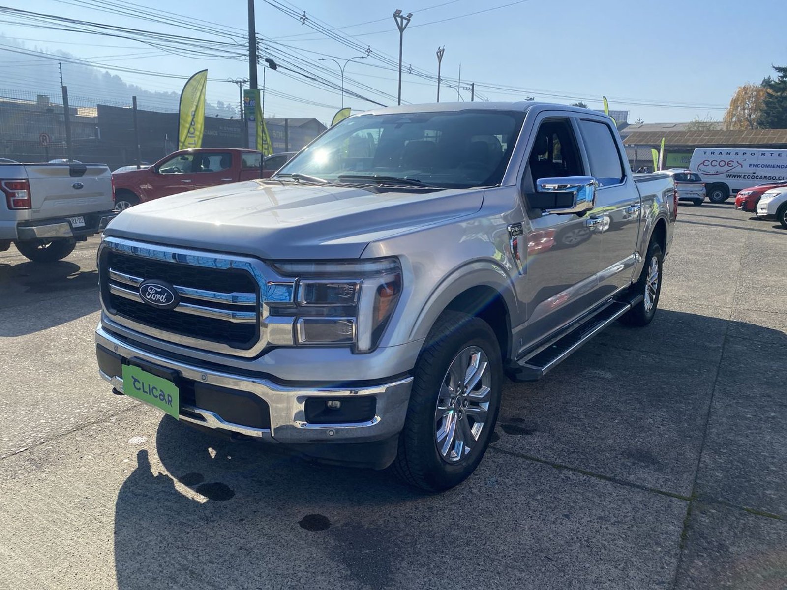 Ford F-150 5.0 Lariat Luxury Cc Dob. Cab. 4x4 At 4p 2025 - Foto 3 de 8