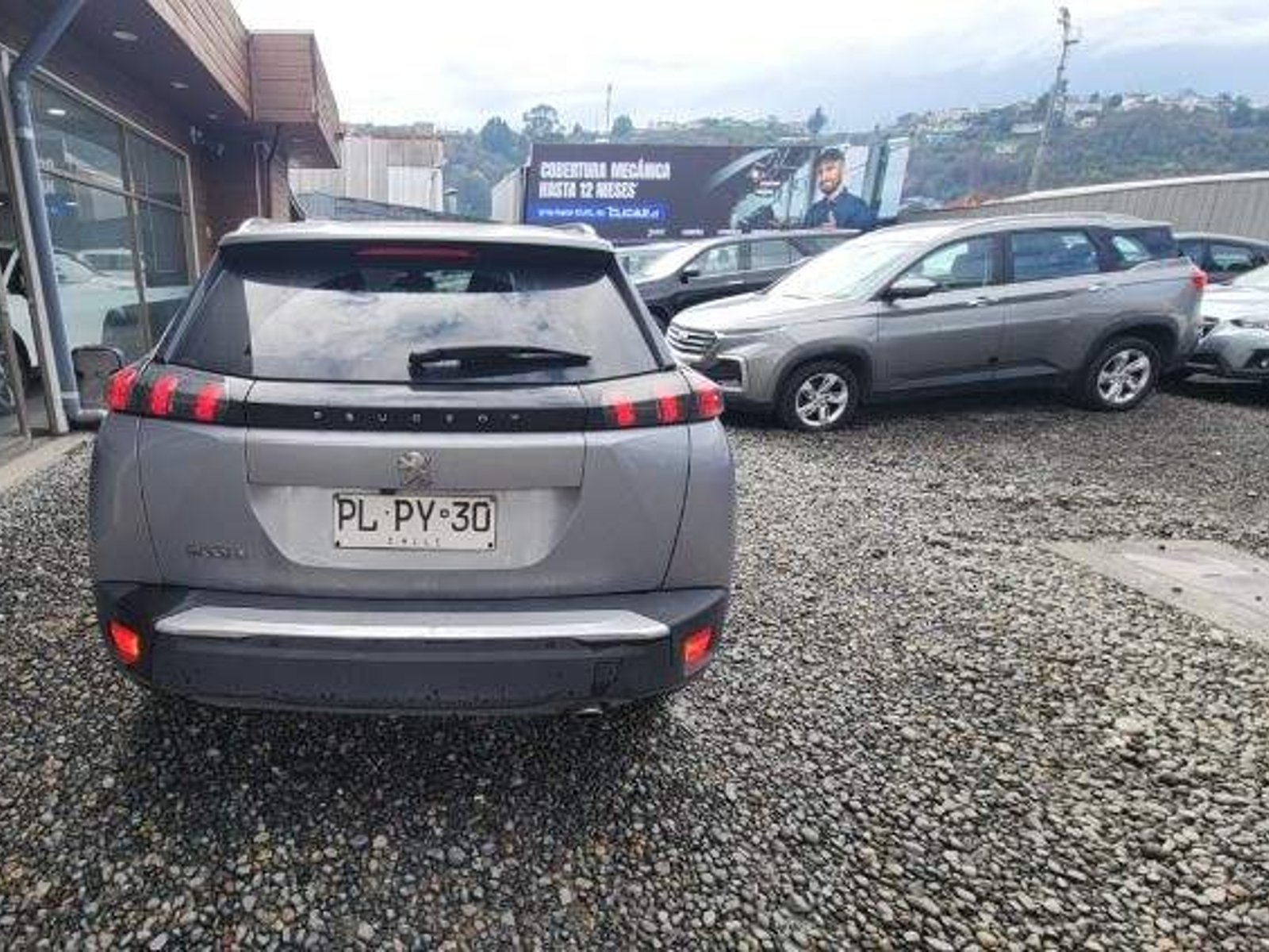 Peugeot 2008 1.5 Allure Bluehdi Diesel 4x2 130 At 5p 2021 - Foto 5 de 5