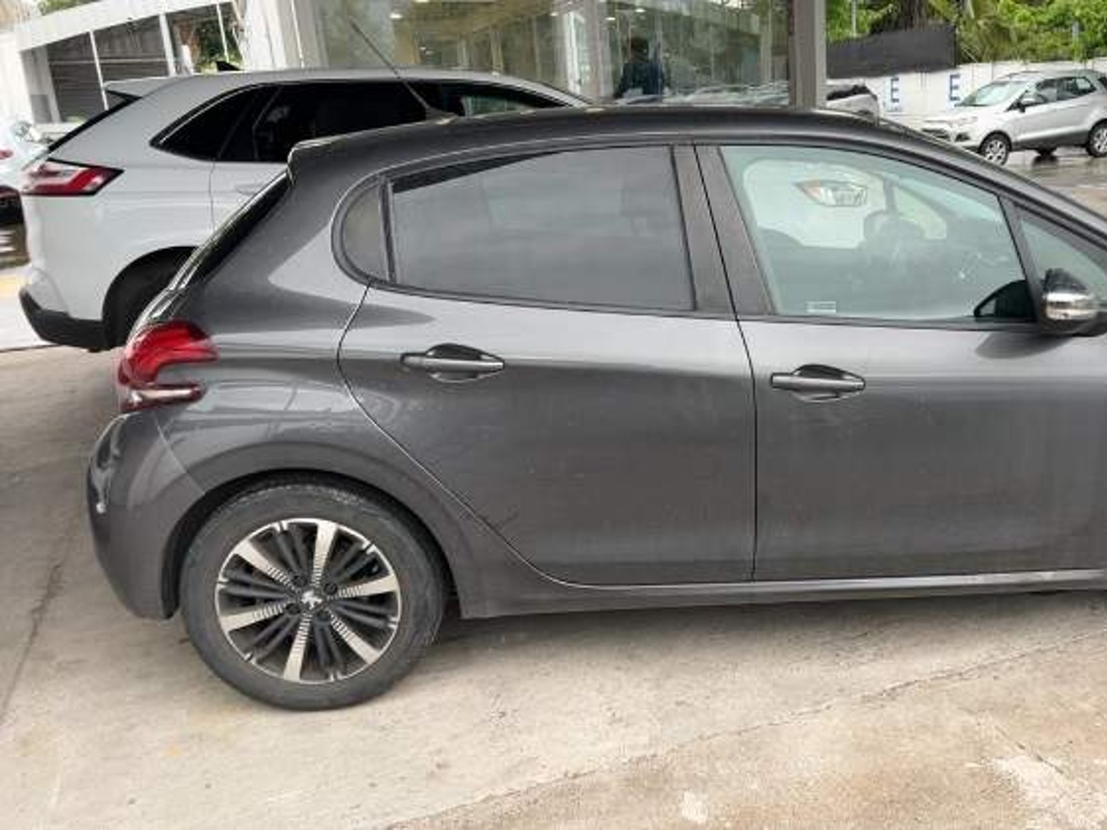 Peugeot 208 1.5 Signature+ Bluehdi Diesel 4x2 100 Mt5 5p 2020 - Foto 3 de 5
