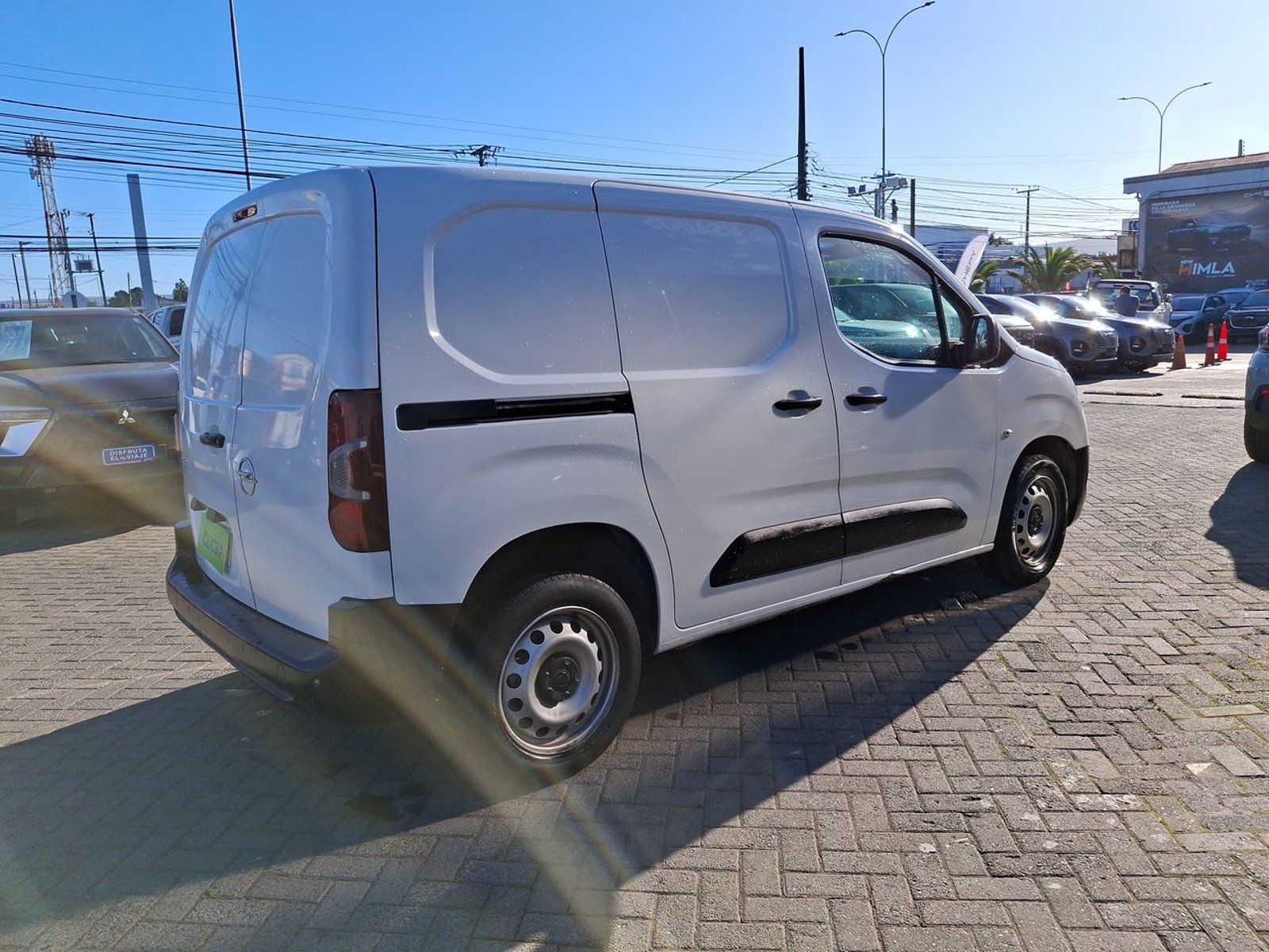 Opel Combo 1.6 Combo Td Diesel Mt 5p 2022 - Imagen 7 de 8