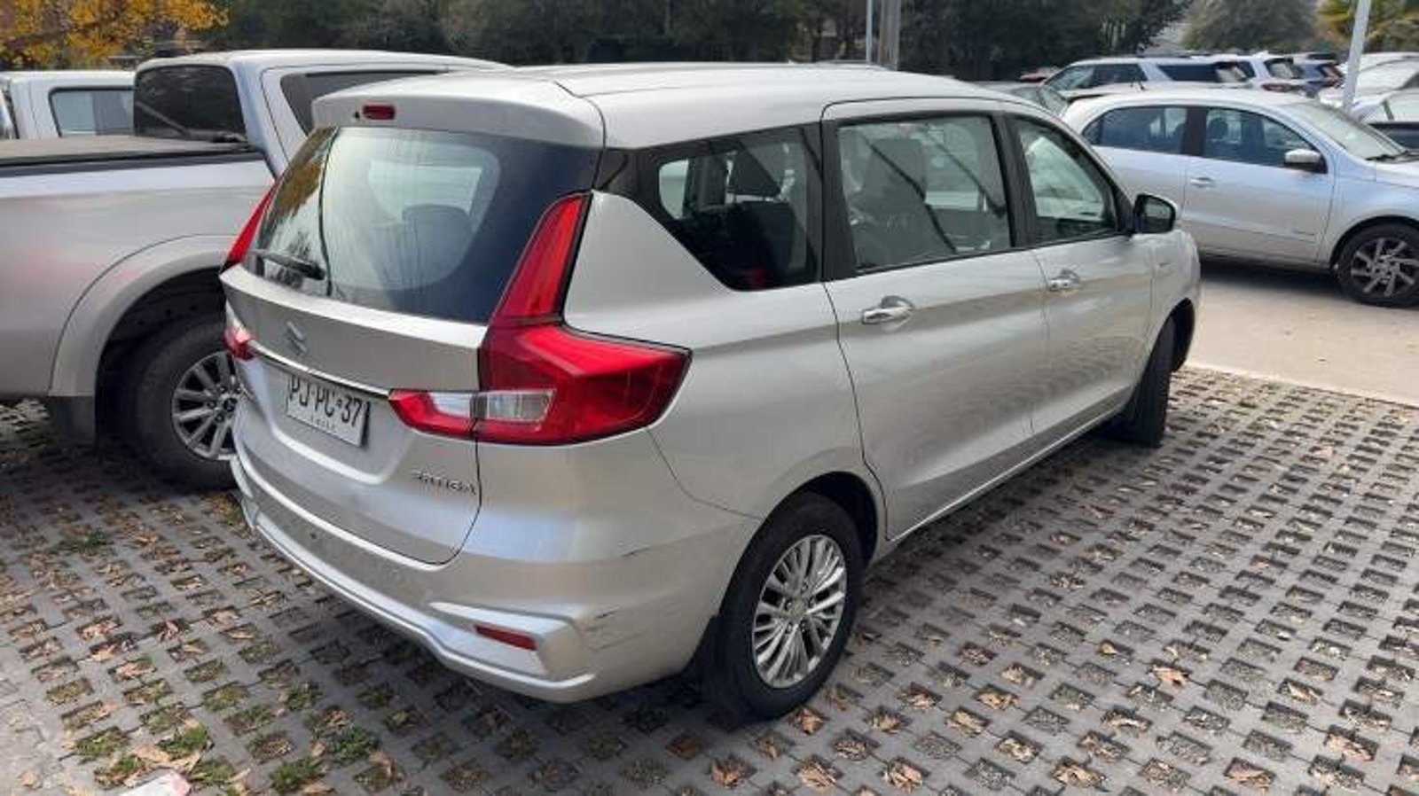 Suzuki Ertiga 1.5 Glx 4x2 Ac At 5p 2021 - Foto 4 de 8