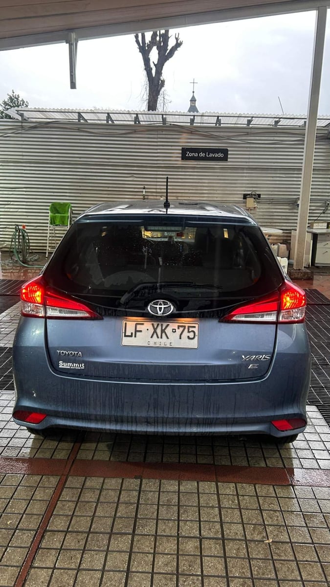 Toyota Yaris 1.5 Gle Sport 4x2 Hb Mt 5p 2019 - Imagen 4 de 4