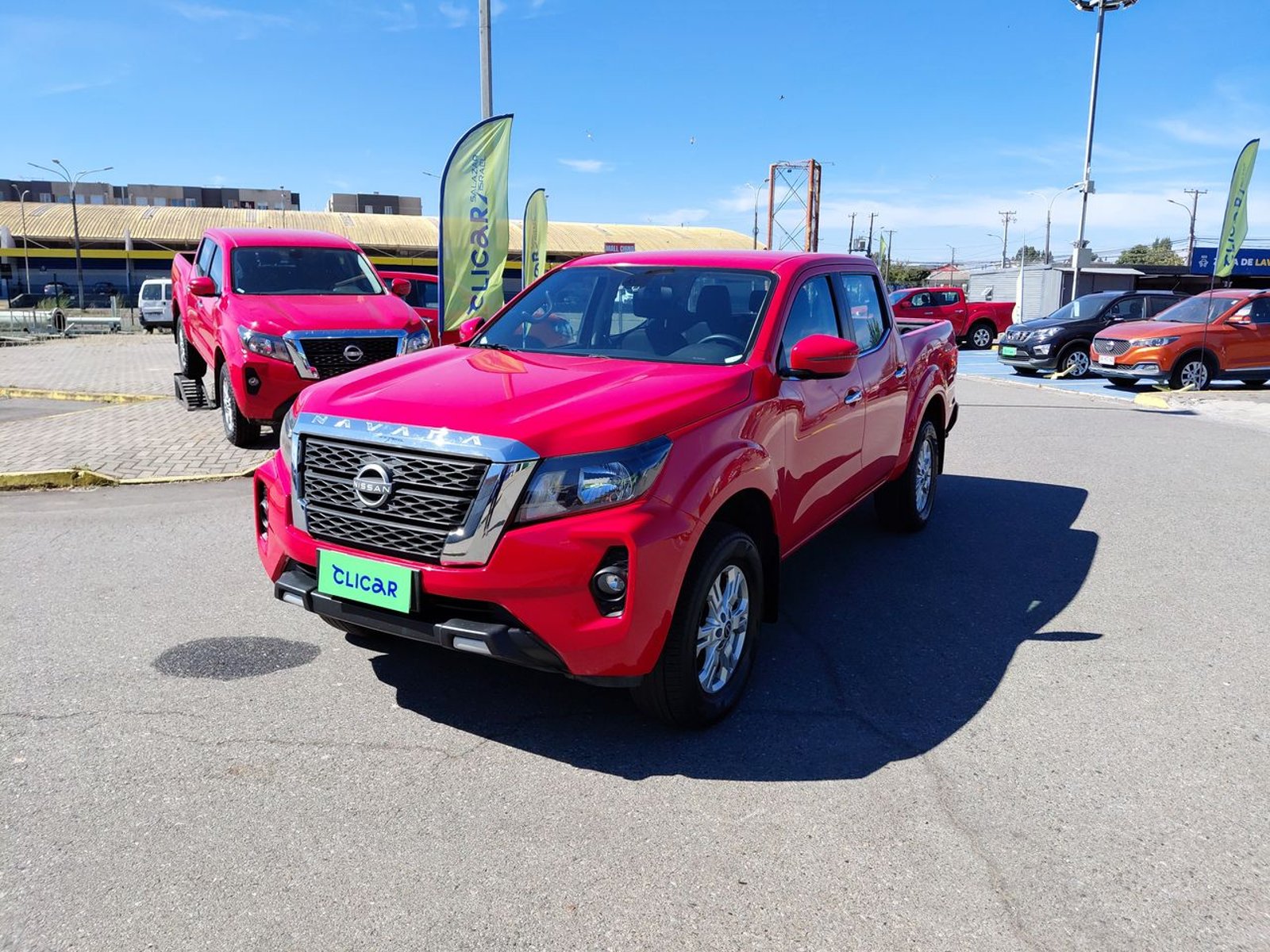Nissan Navara 2.3d Xe Diesel 4x2 Dob.cab. Mt 4p 2024 - Foto 3 de 8