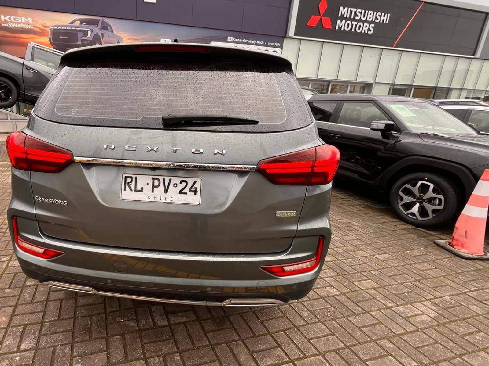 SsangYong Rexton 2.2t Lx Diesel 4x2 2ab 8at 5p 2022 - Foto 5 de 5