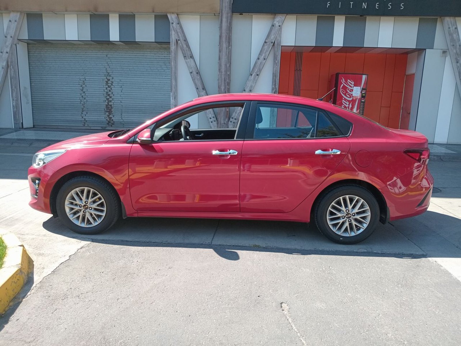 Kia Rio4 1.4 Ex Full 4x2 6at 4p 2022 - Foto 4 de 8
