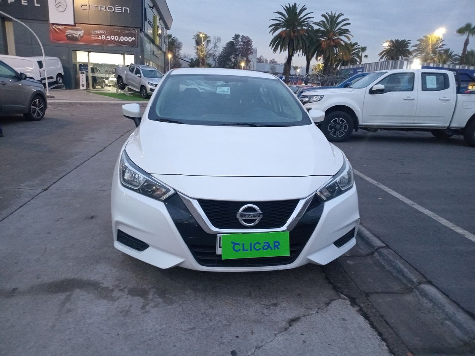 Nissan Versa 1.6 Sense 4x2 Mt 4p 2020 - Foto 2 de 8