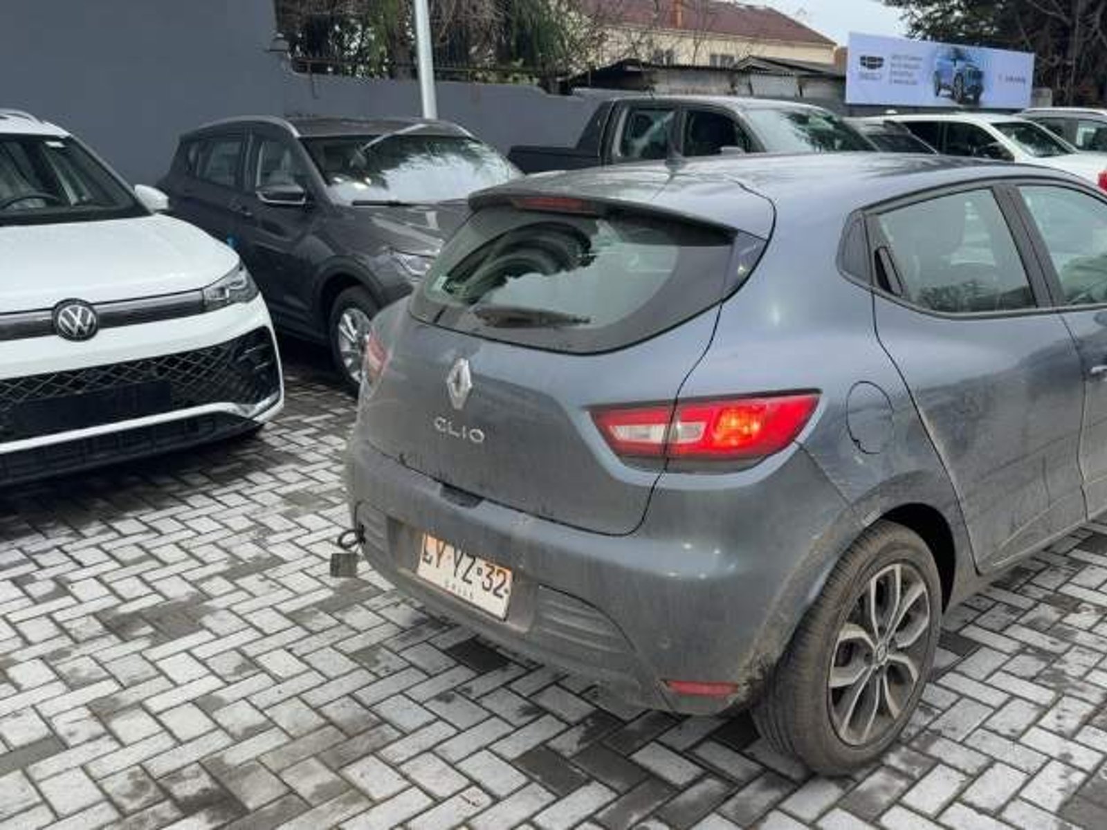 Renault Clio 0.9t Expression 4x2 Hb Mt 5p 2020 - Foto 4 de 5