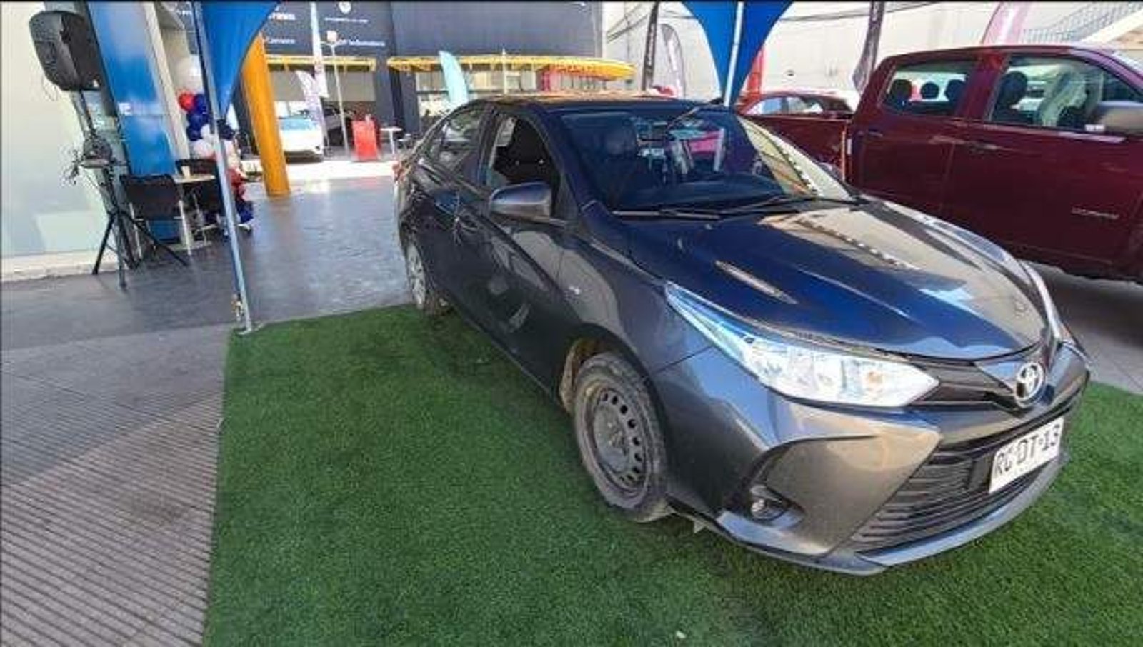 Toyota Yaris 1.5 Gli 4x2 Sdn Mt 4p 2021