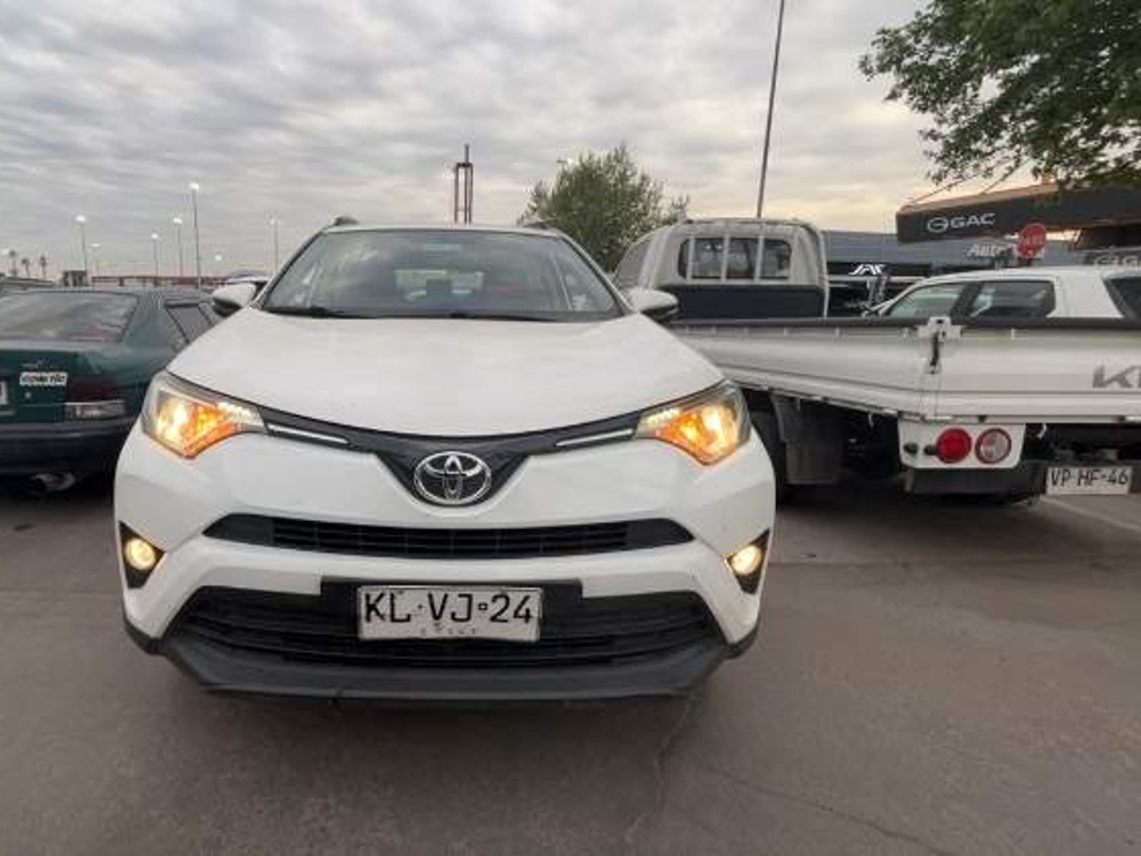 Toyota Rav 4 2.0 Lujo 4x2 Cvt At 5p 2018 - Foto 2 de 5