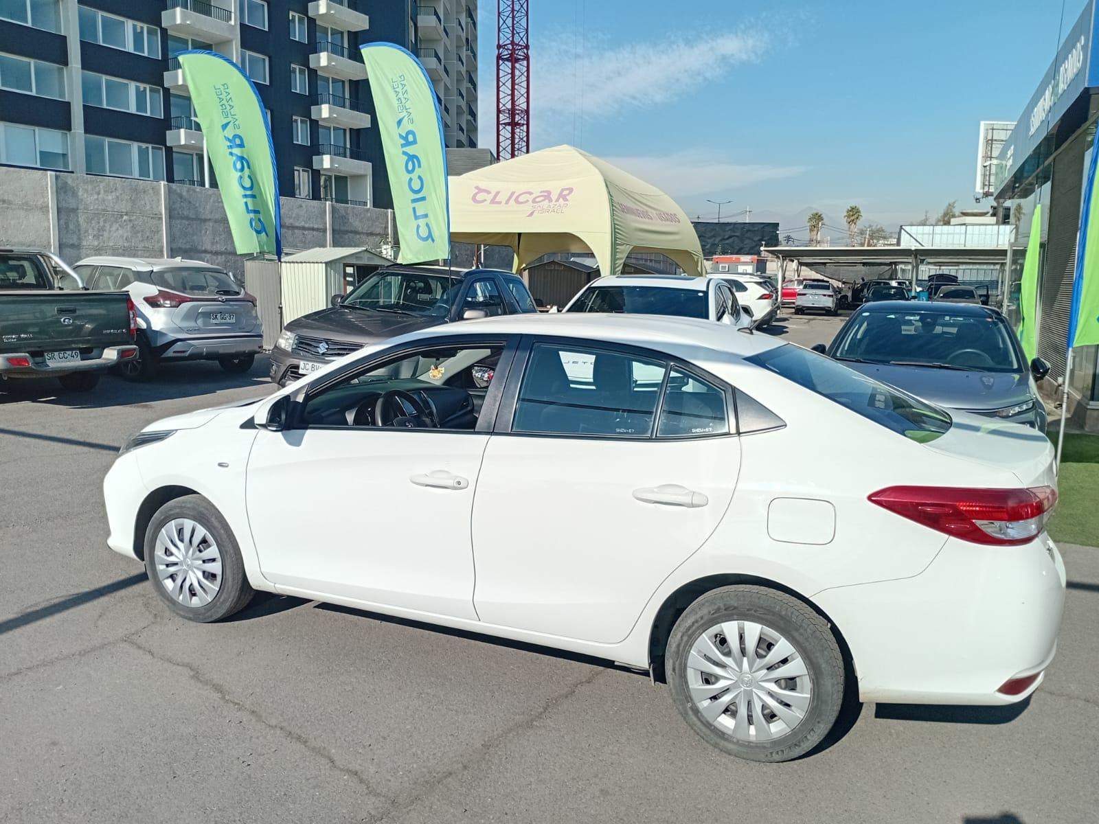 Toyota Yaris 1.5 Gli E 4x2 Mt 4p 2023 - Imagen 8 de 8