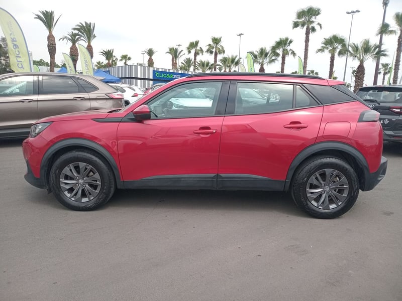 Peugeot 2008 1.2 Active Puretech 4x2 130 Mt 5p 2021 - Imagen 4 de 8
