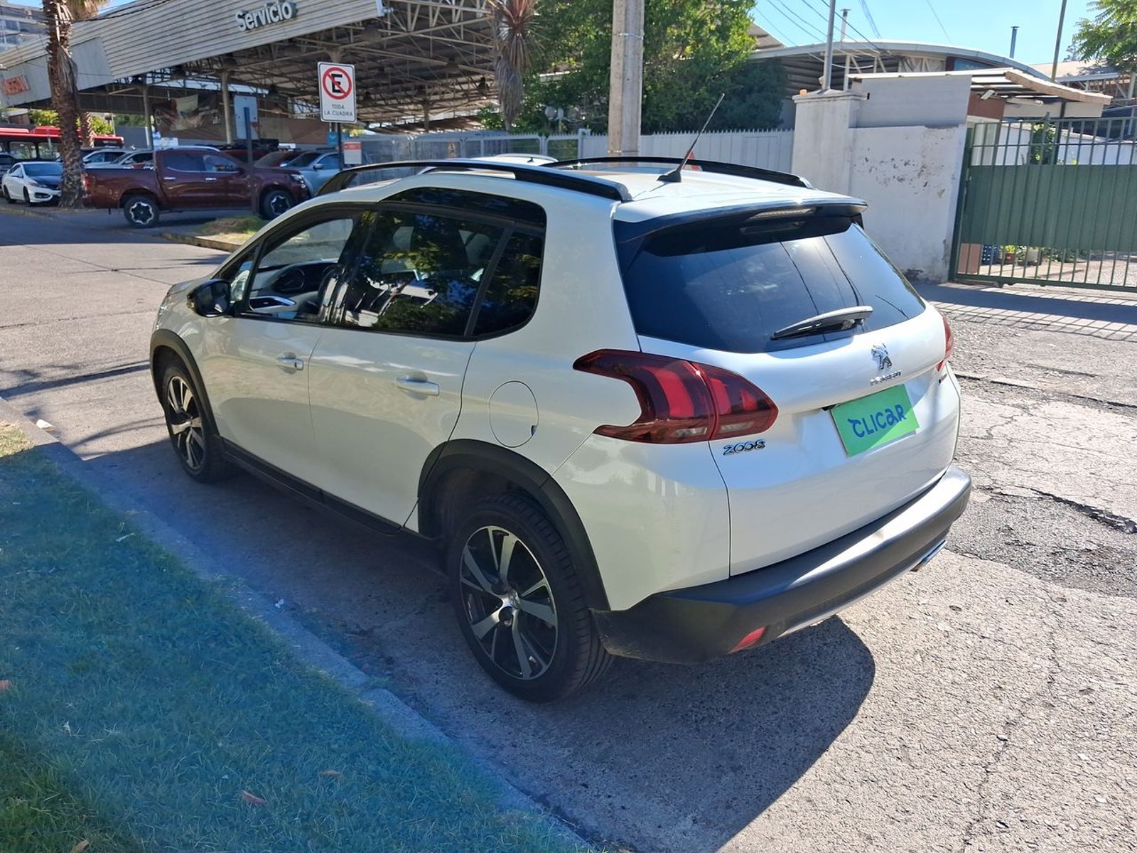 Peugeot 2008 1.2 Gt-line Puretech 4x2 110 At 5p 2020 - Foto 5 de 8