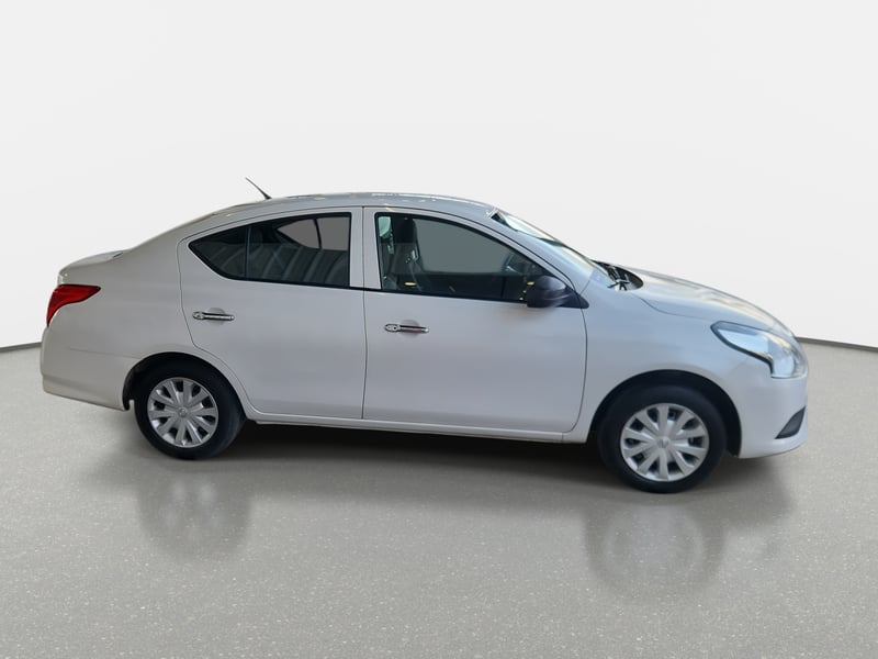 Nissan Versa 1.6 Sense 4x2 Mt 4p 2021 - Imagen 8 de 8