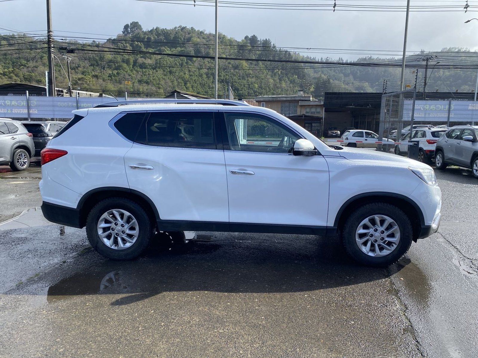 SsangYong Rexton 2.2 Diesel 4x2 Yrx201 At 5p 2019 - Imagen 8 de 8