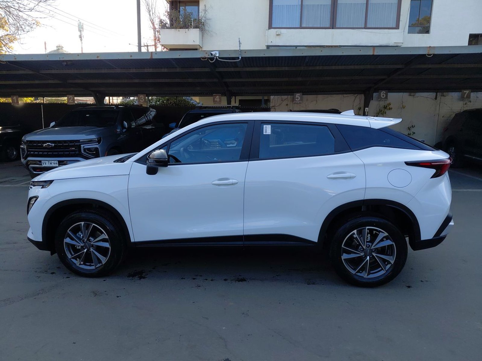 Omoda C5 1.5t Comfort 4x2 Cvt At 5p 2026 - Imagen 4 de 8