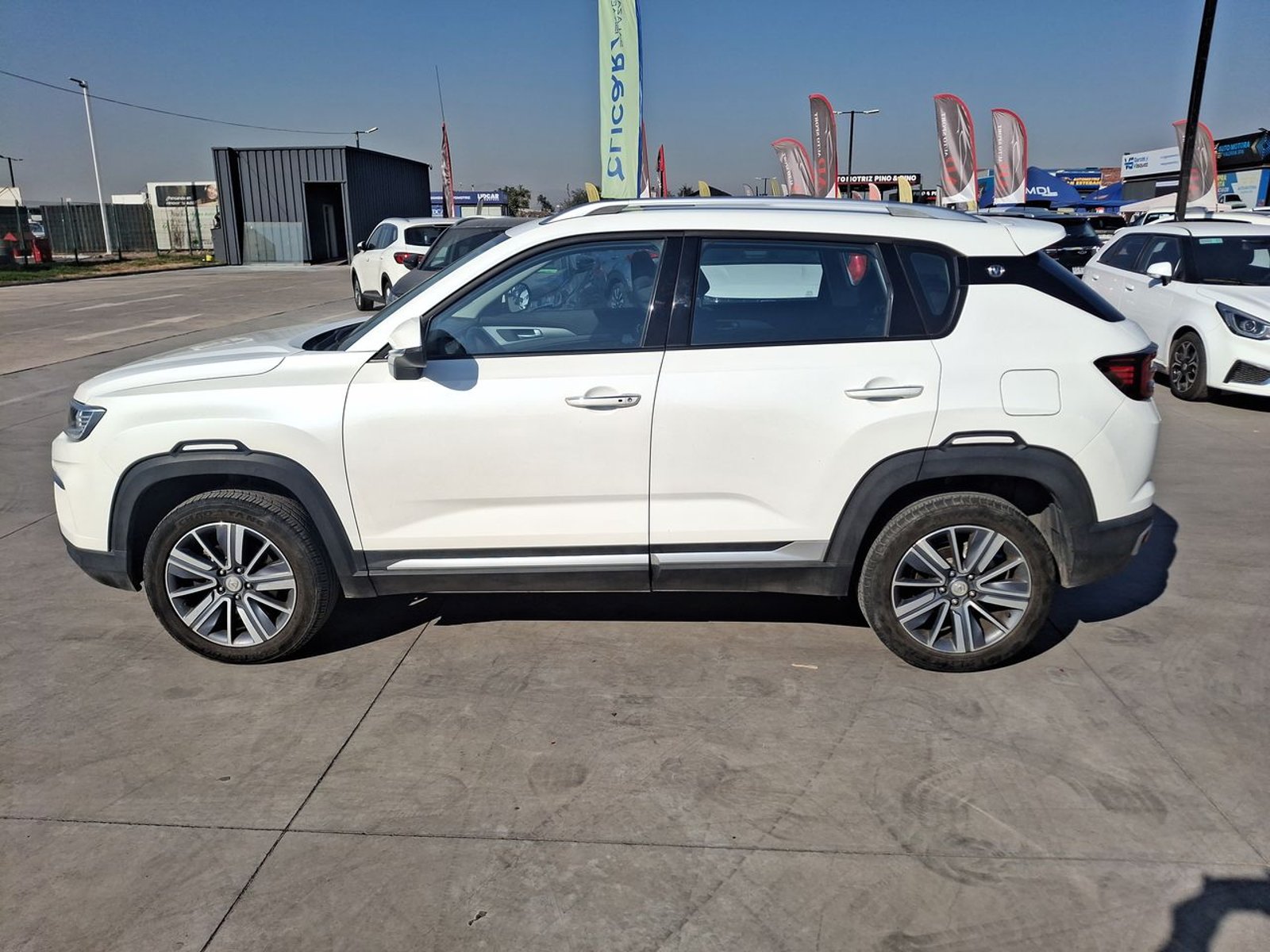Changan Cs35 1.4t Luxury 4x2 At 5p 2023 - Imagen 8 de 8