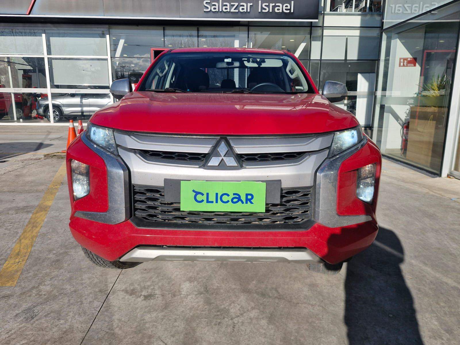 Mitsubishi L200 2.4 Katana Cr Diesel Dob. Cab. 4x2 Mt 4p 2023 - Foto 2 de 5