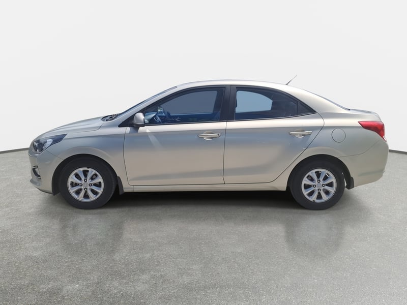 Hyundai Verna 1.4 Cb Value 4x2 Mt5 4p 2022 - Imagen 4 de 8
