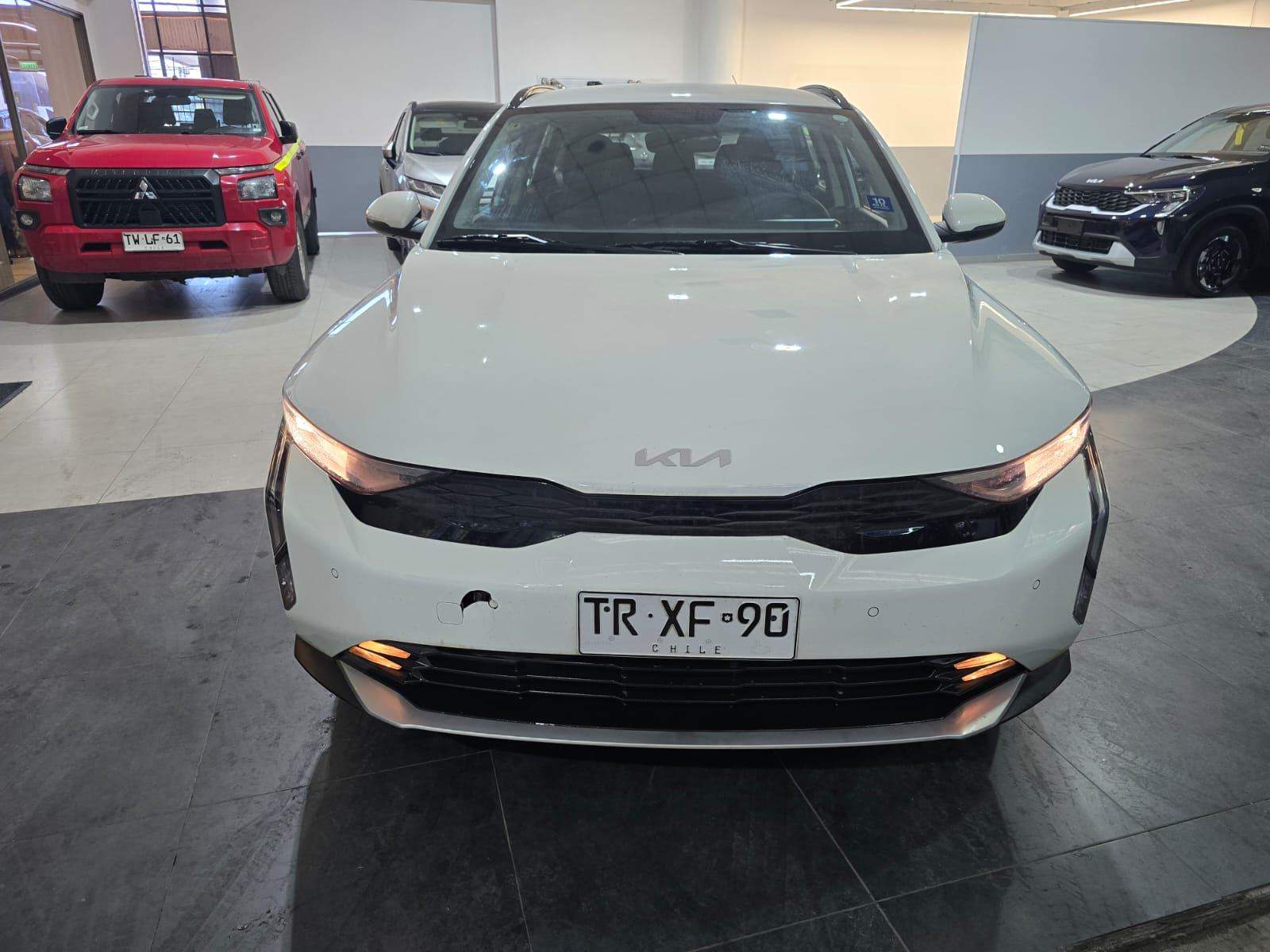 Kia K3 Cross 1.4 Ex 4x2 Mt 5p 2024 - Foto 2 de 5