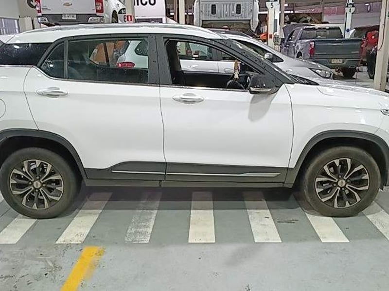Chevrolet Groove 1.5 Premier 4x2 Mt 5p 2023 - Imagen 3 de 5