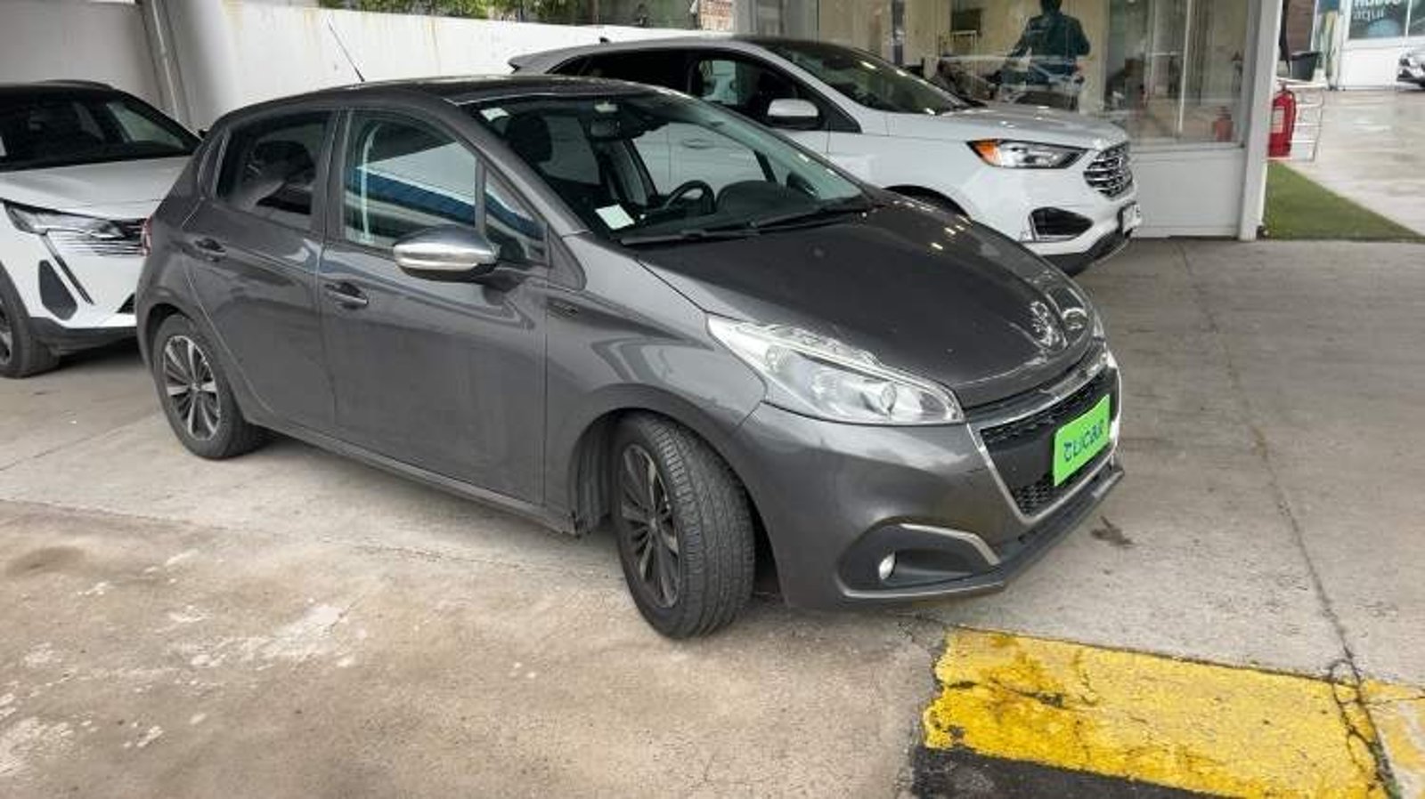 Peugeot 208 1.5 Signature+ Bluehdi Diese… 2020