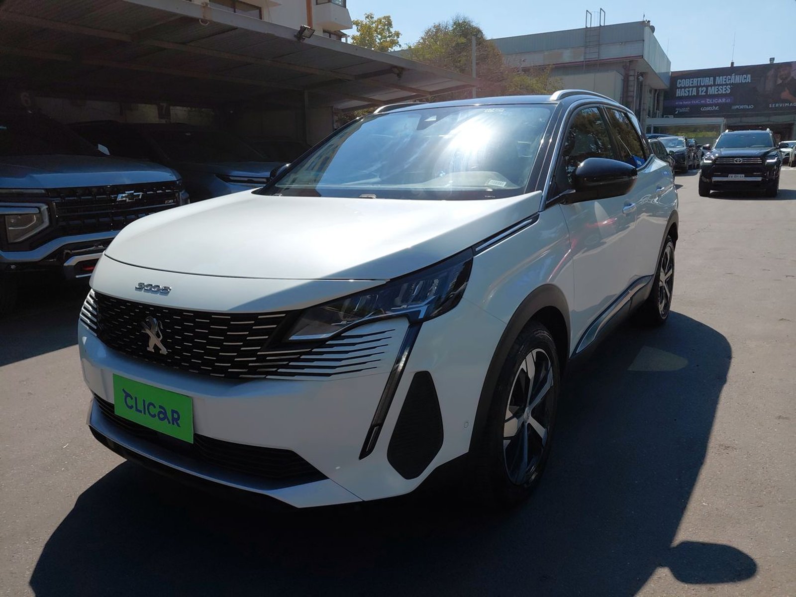 Peugeot 3008 1.5 Allure Pack Bluehdi 130 4x2 Eat8 5p 2024 - Foto 3 de 8
