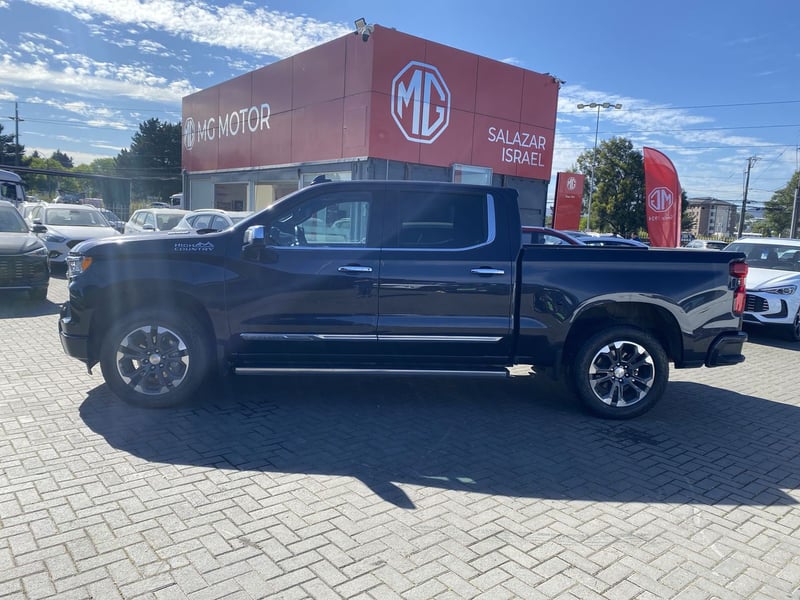 Chevrolet Silverado 3.0 High Country 4x4 At 4p 2024 - Imagen 4 de 8