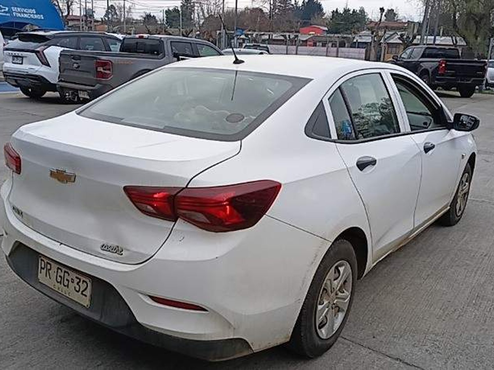Chevrolet Onix 1.0t Lt 4x2 Sedan Mt 4p 2021 - Foto 4 de 5