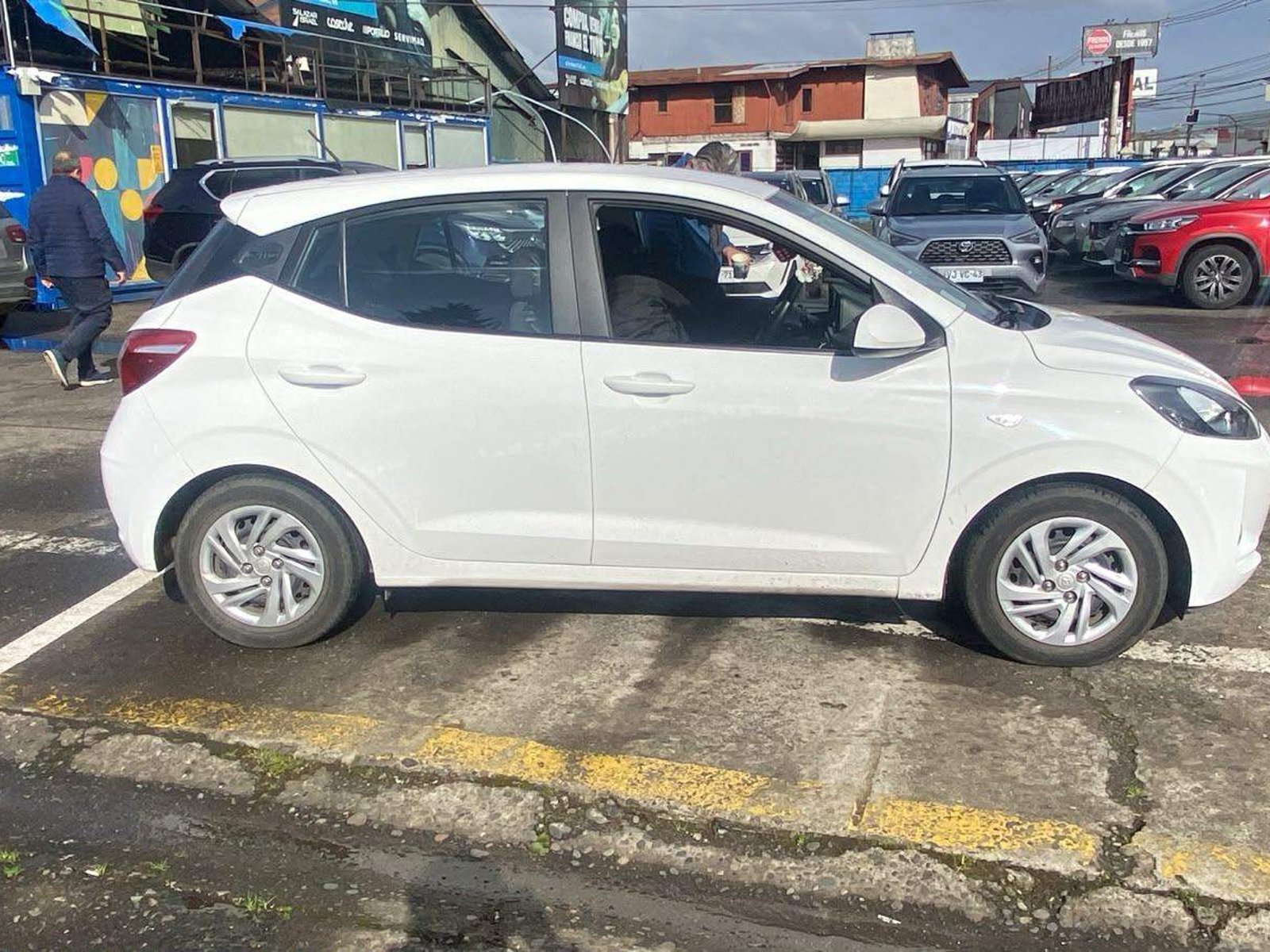 Hyundai Grand I10 1.2 Plus 4x2 Hb Mt 5p 2022 - Foto 3 de 5