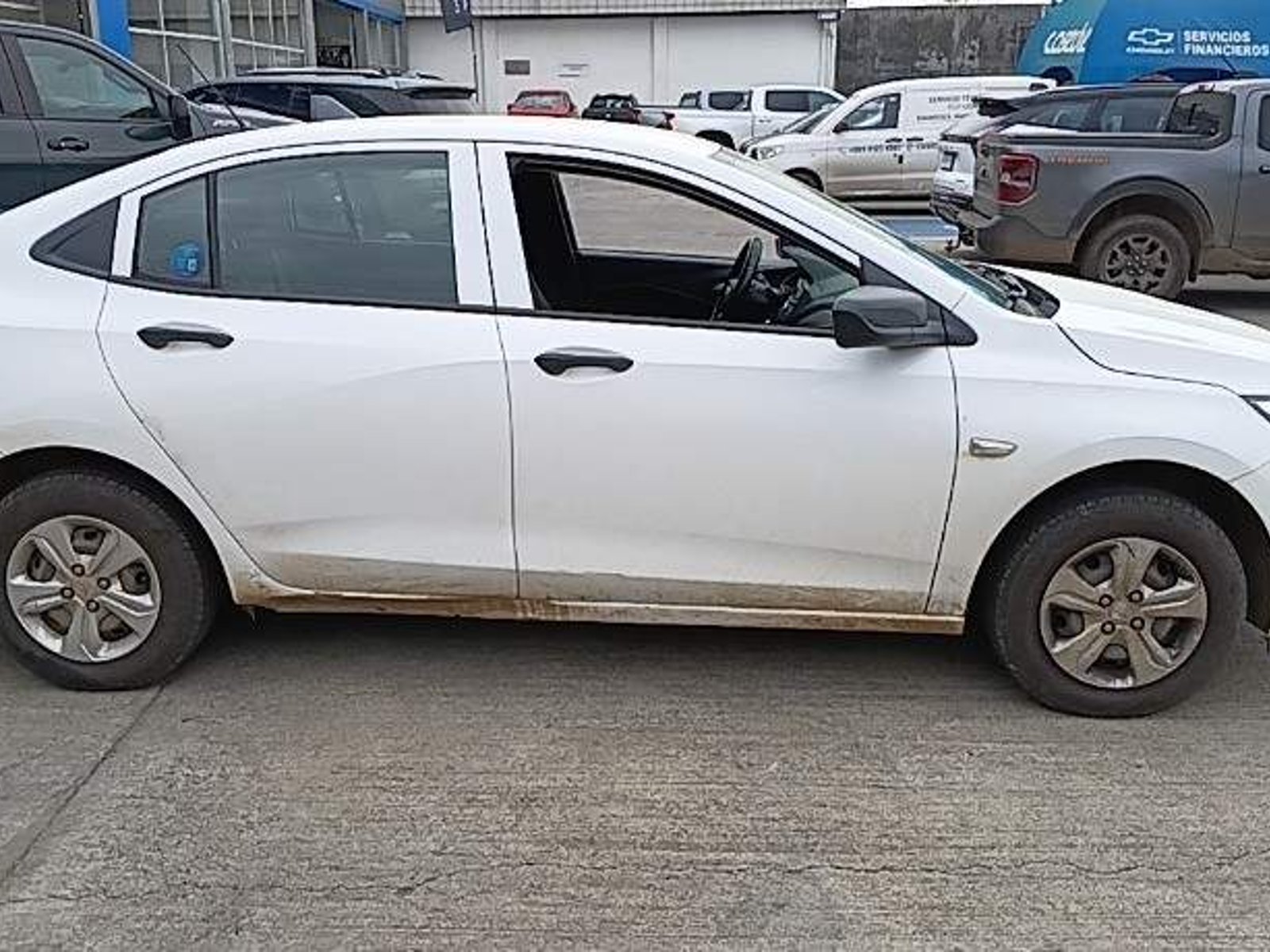 Chevrolet Onix 1.0t Lt 4x2 Sedan Mt 4p 2021 - Foto 3 de 5