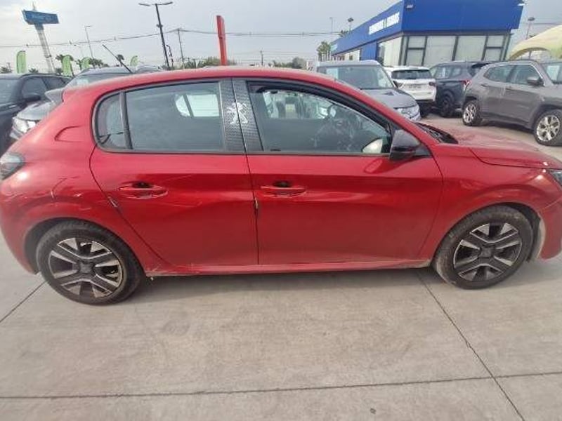 Peugeot 208 1.2 Mca Puretech 100 Active 4x2 Mt 5p 2024 - Imagen 3 de 5