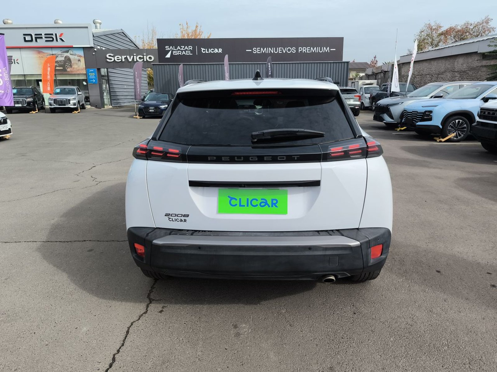 Peugeot 2008 1.5 Allure Pack Bluehdi 130hp Diesel 4x2 Eat8 5p 2024 - Imagen 6 de 8
