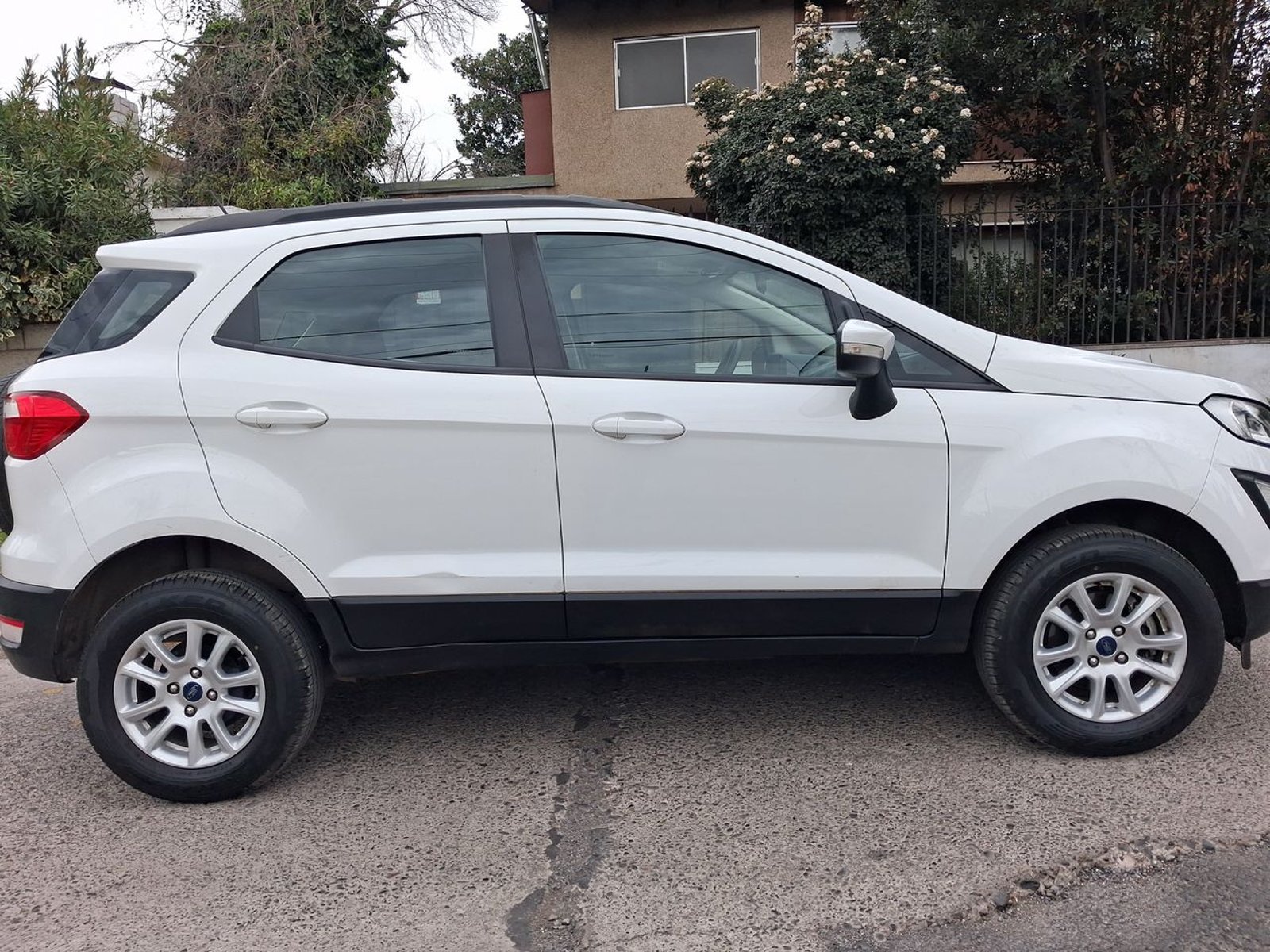 Ford Ecosport 1.5 S 4x2 Mt 5p 2019 - Imagen 8 de 8
