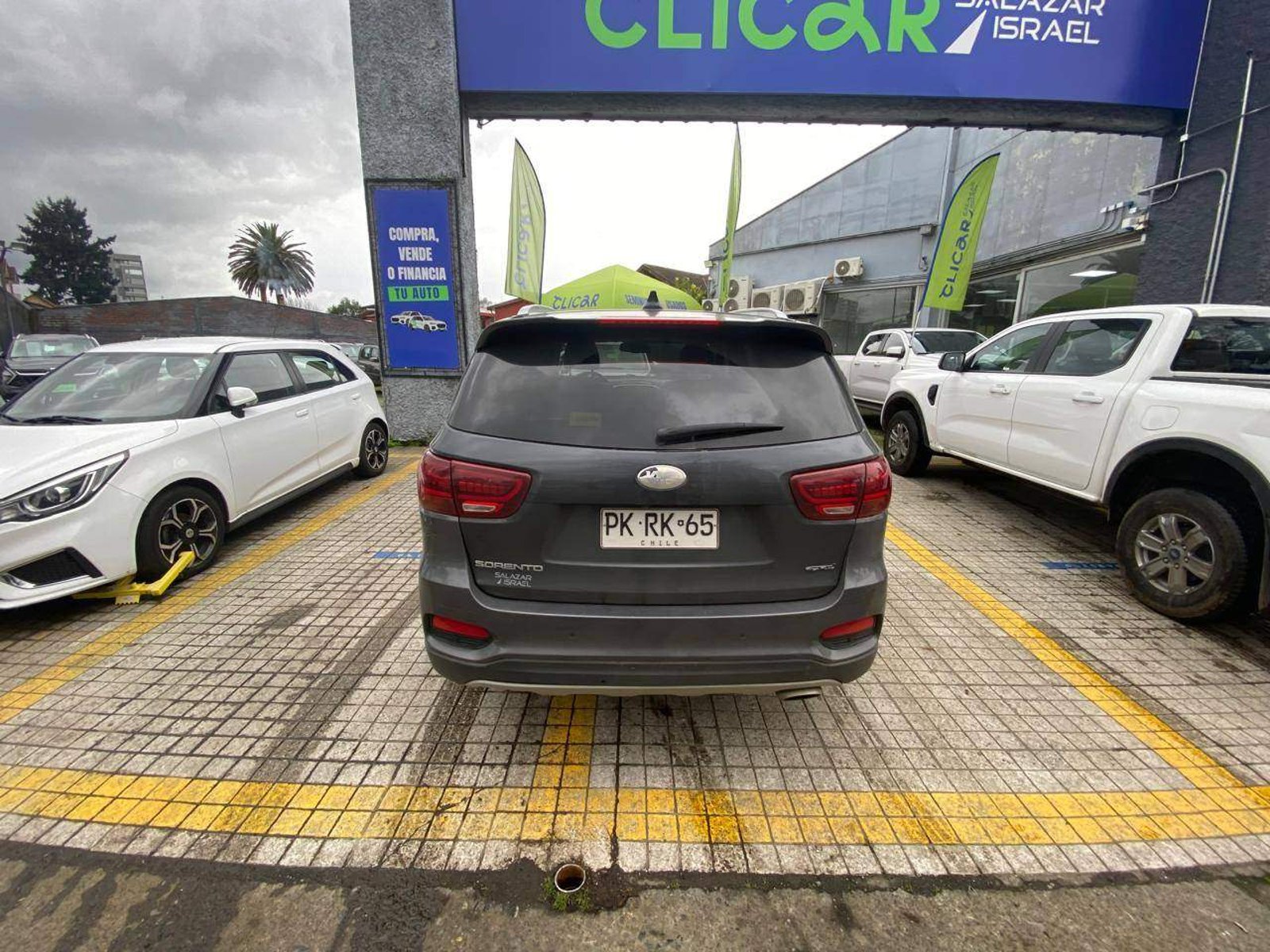 Kia Sorento 3.5 Gtl Gsl Awd 8at 5p 2020 - Imagen 4 de 4
