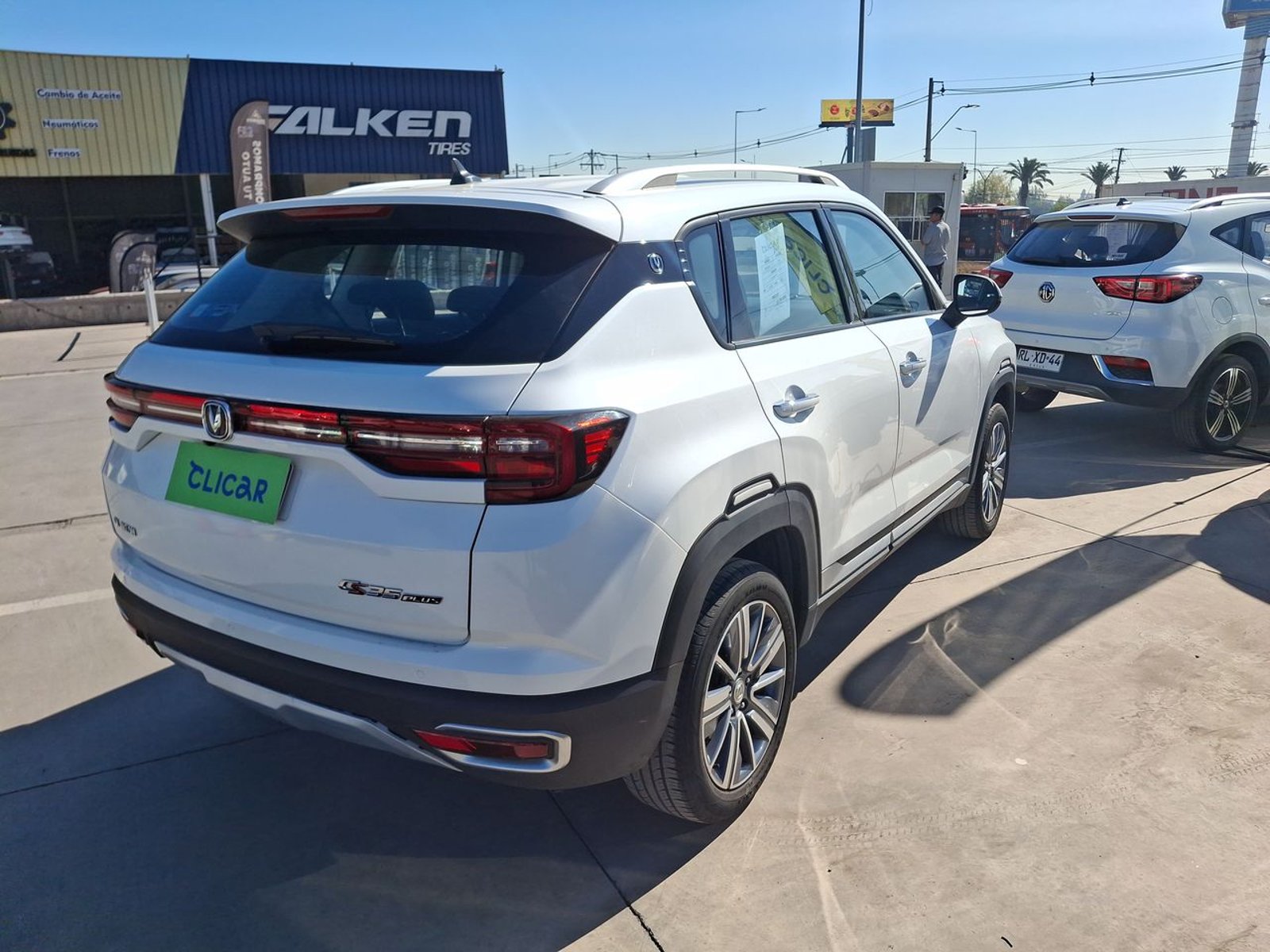 Changan Cs35 Plus 1.6 Luxury 4x2 Mt 5p 2023 - Imagen 7 de 8