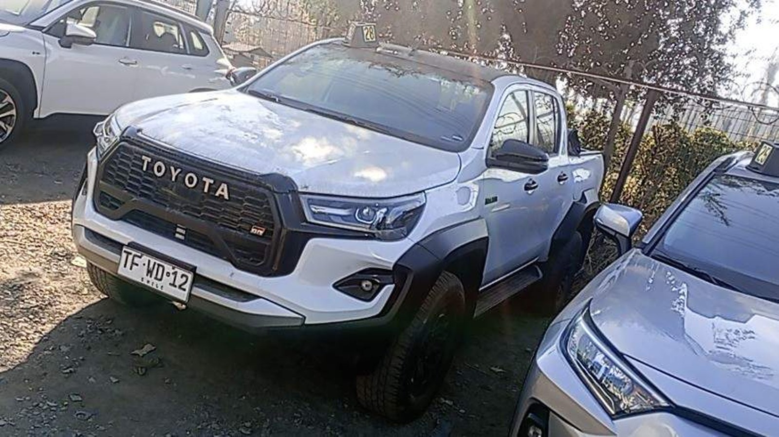 Toyota Hilux 2.8 Gr-s Diesel 4x4 Dob. Cab. At 4p 2024 - Imagen 6 de 8