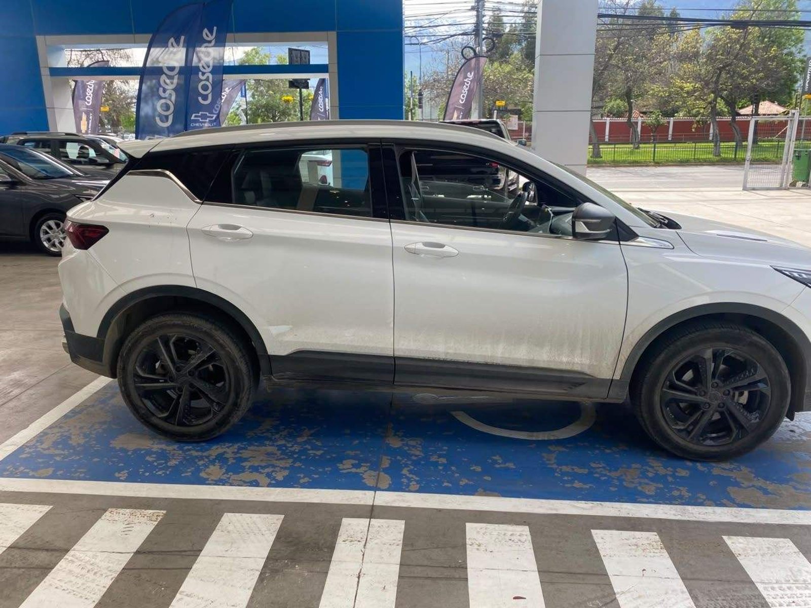 Geely Coolray 1.5 Gk Exclusive 4x2 At 5p 2026 - Foto 3 de 5