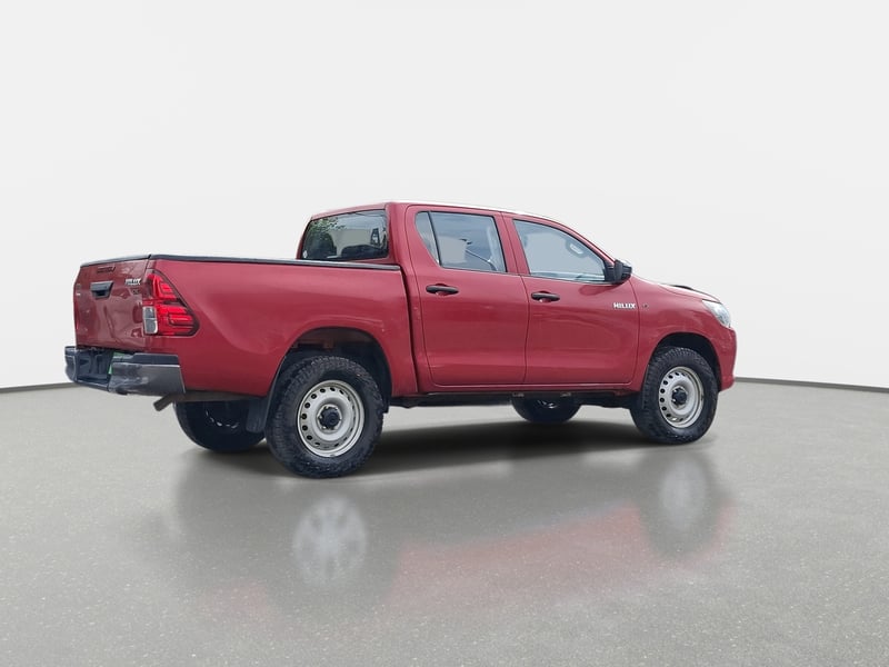 Toyota Hilux 2.4 Dx Diesel 4x2 Dob. Cab. Mt 4p 2023 - Imagen 7 de 8