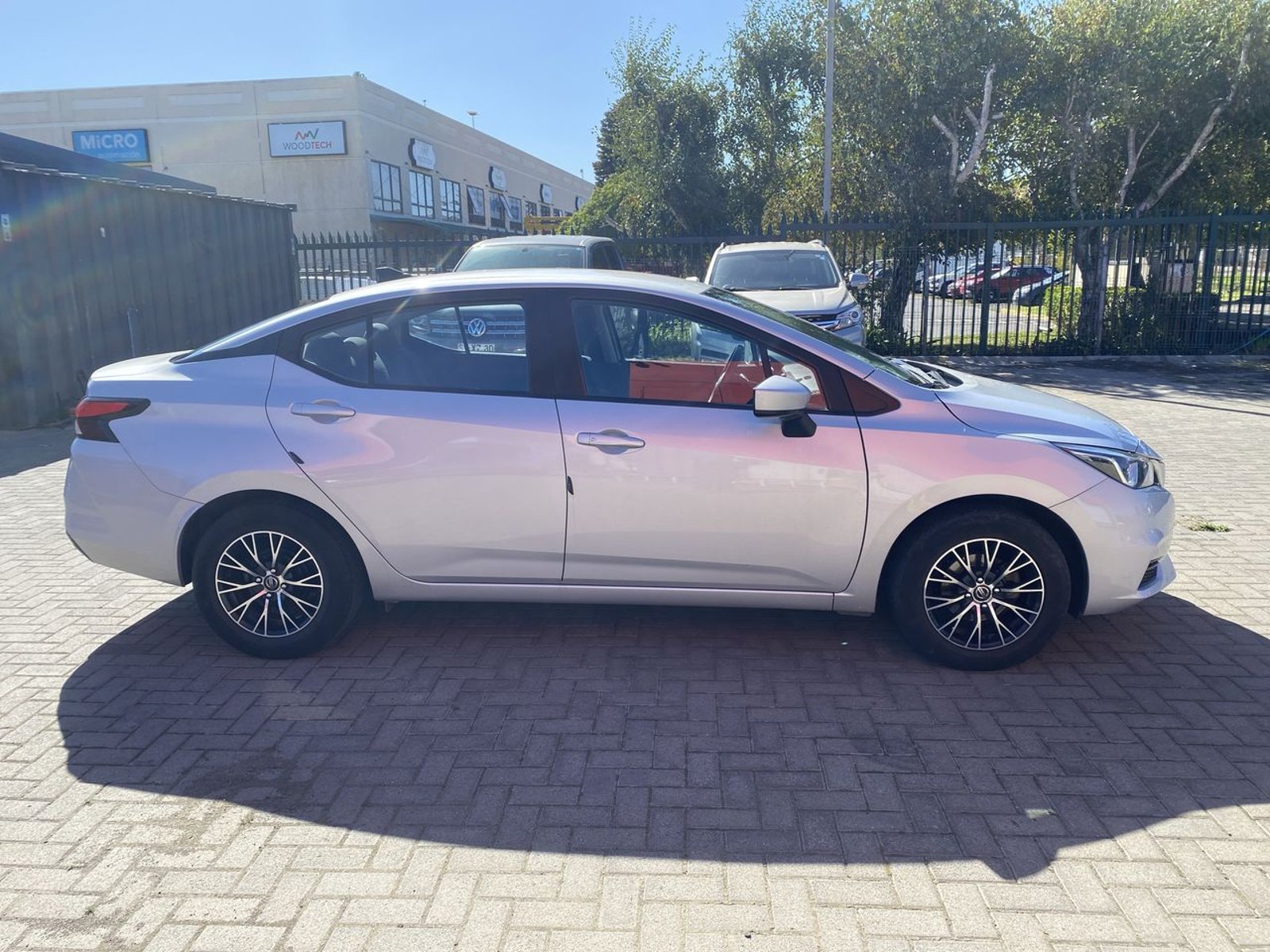 Nissan Versa 1.6 Sense 4x2 Cvt At 4p 2022 - Imagen 8 de 8