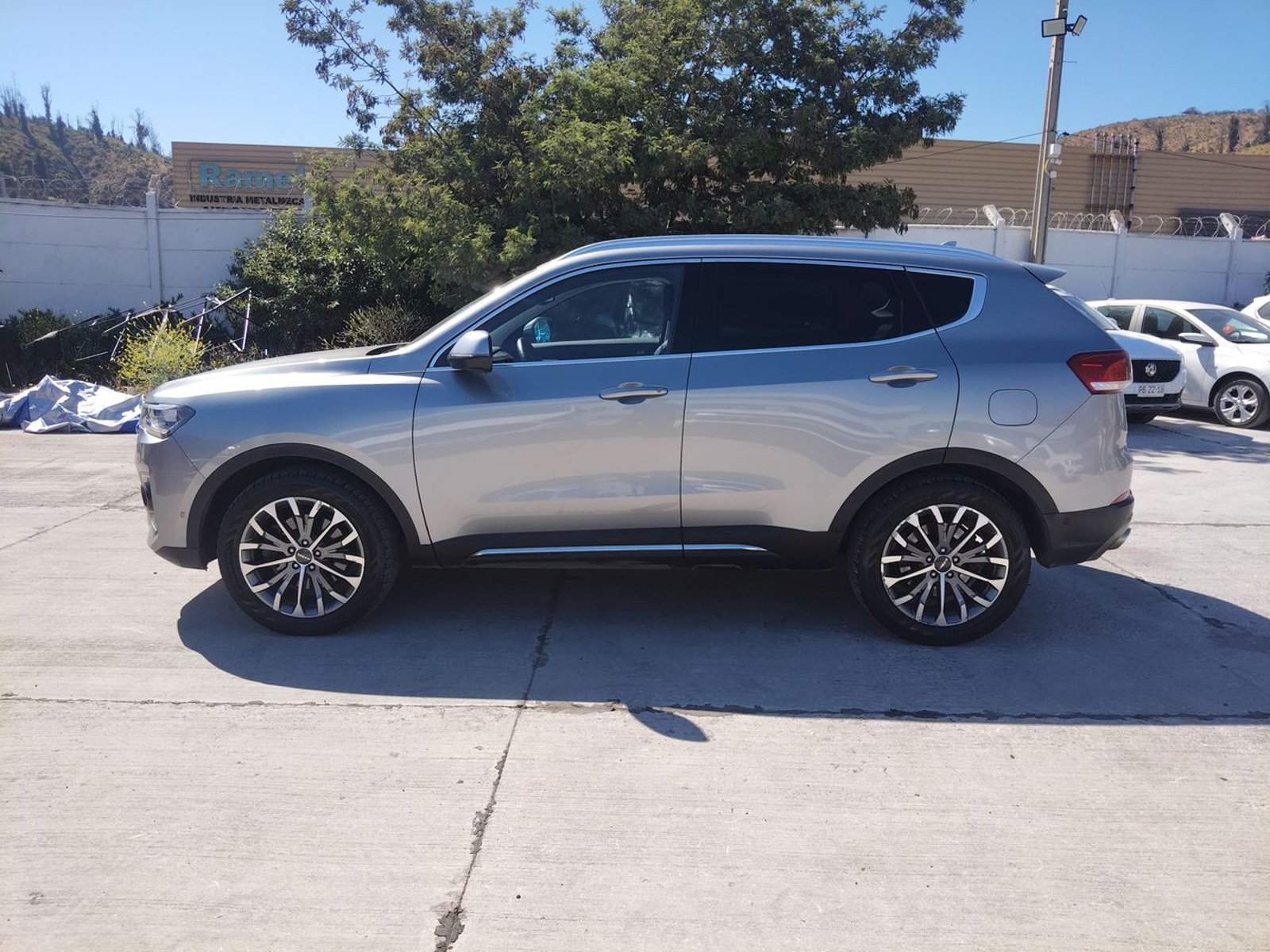 Haval H6 2.0 Deluxe 4x2 At 5p 2020 - Foto 4 de 8