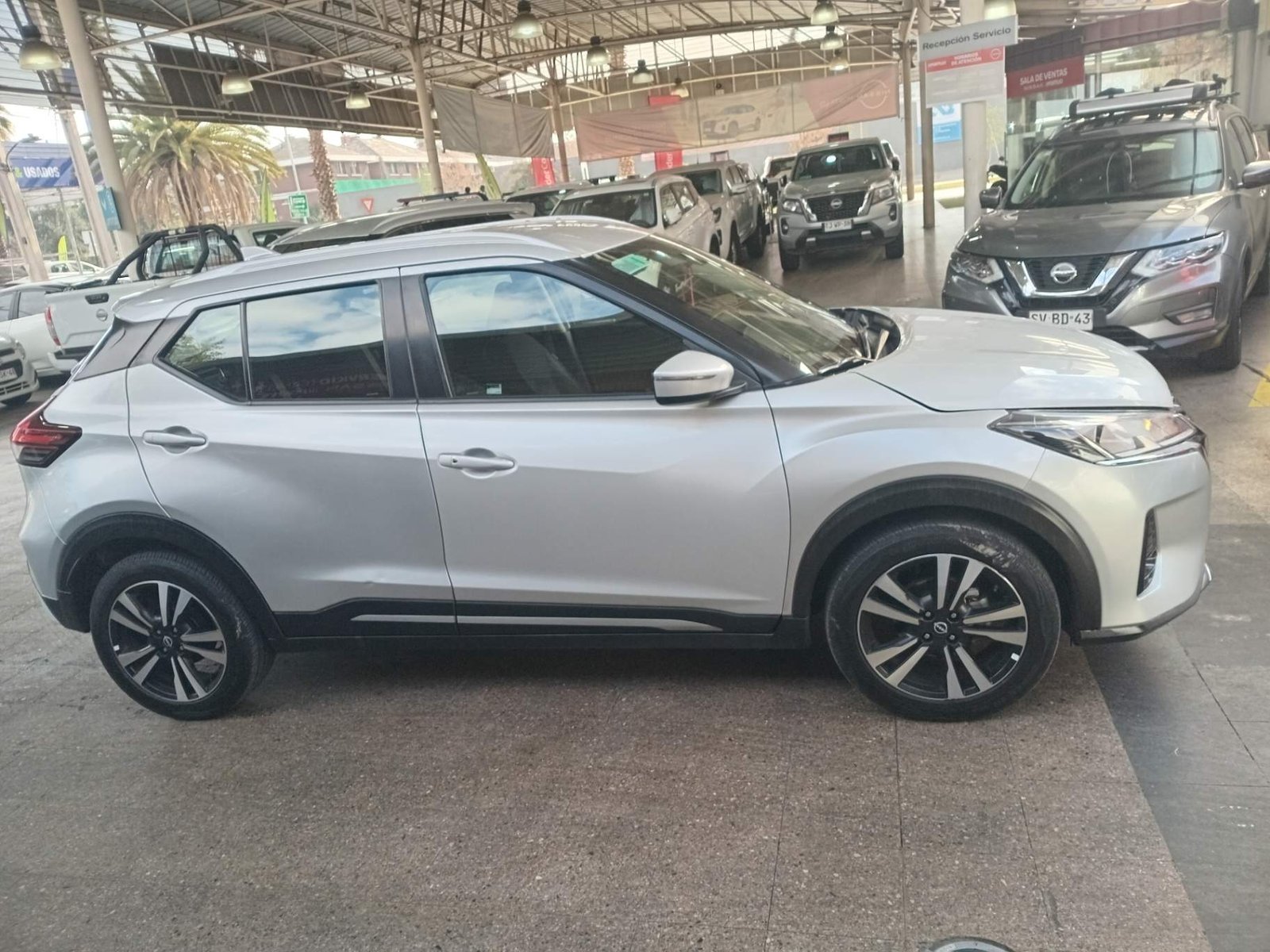 Nissan Kicks 1.6 Advance 4x2 Cvt At 5p 2023 - Foto 3 de 8