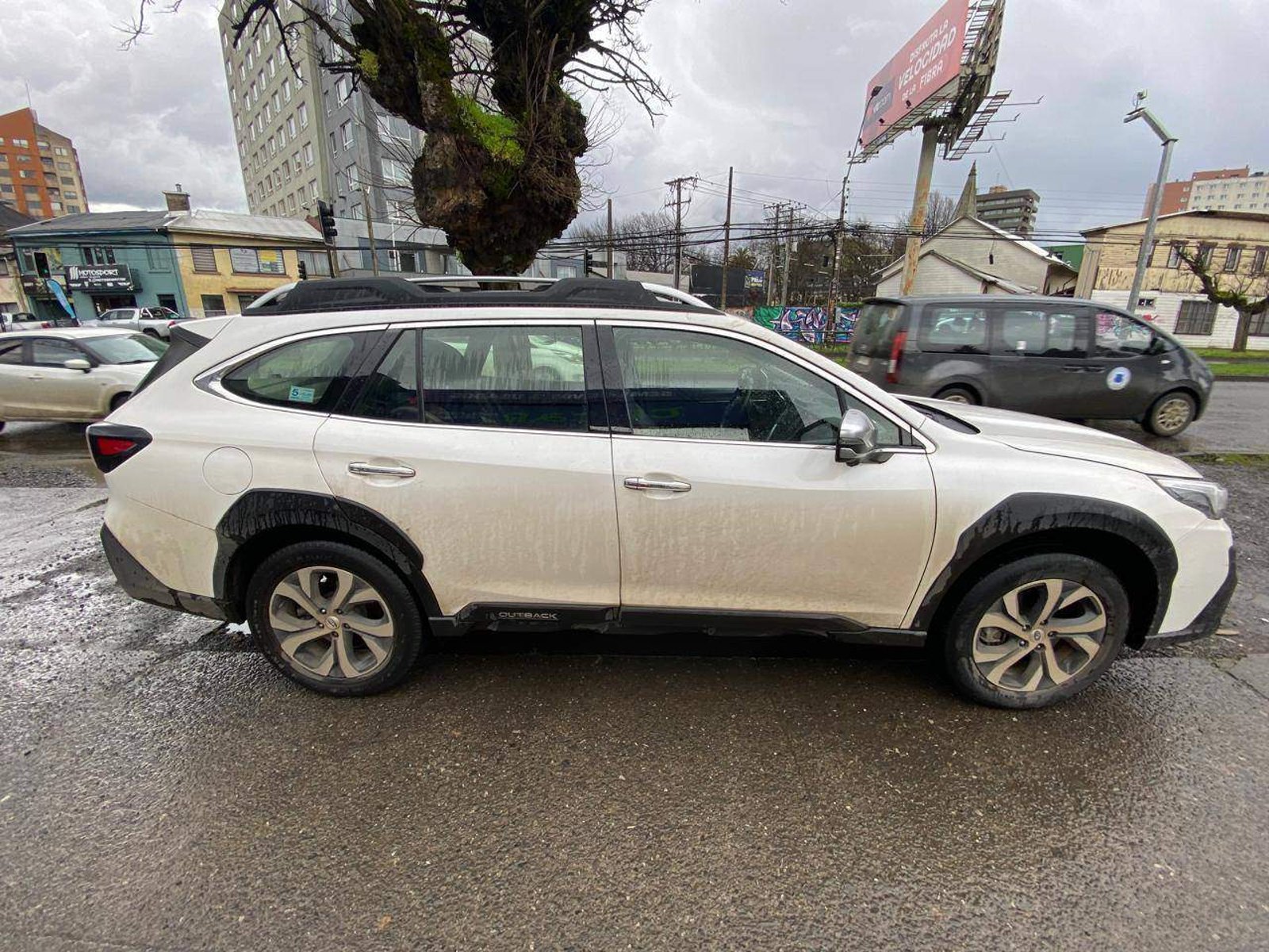 Subaru Outback 2.5i Touring Awd Cvt At 5p 2022 - Foto 3 de 5